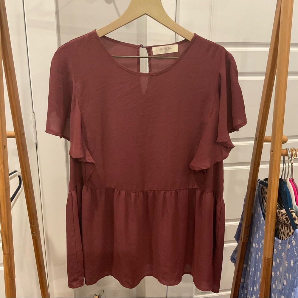 Altar’d State plus “A Beautiful Soul” blouse top. Size B or 16/18 or 2X